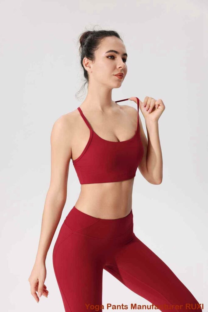 La mejor ropa de yoga cómoda y de estilo para cada postura