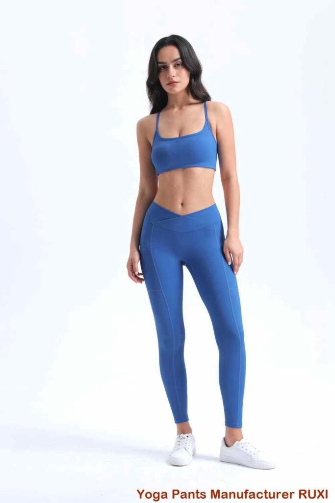 Pantalones cortos de yoga azul real cómodos y elegantes